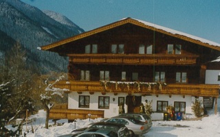 historische Ansicht Eggerhof im Winter